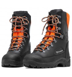 Botas com prote&ccedil;&atilde;o anticorte Classic 20