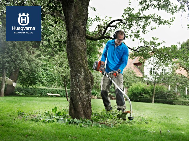 trabalho com aparador de relva da Husqvarna